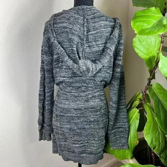 Pacsun Women’s Hooded Long Cardigan Gray White Sweater Size Small Belt - Picture 3 of 11